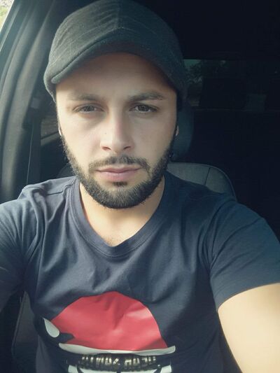  ,   Bacho, 31 ,   ,   