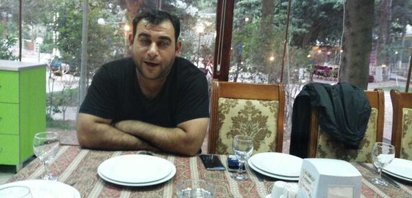  ,   Sadiq, 41 ,   ,   , c 