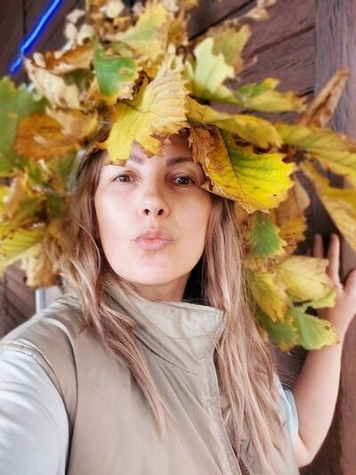 ,   Nadya, 50 ,   c 