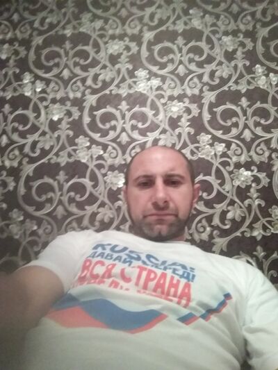  ,   Artyom, 44 ,   ,   , c 
