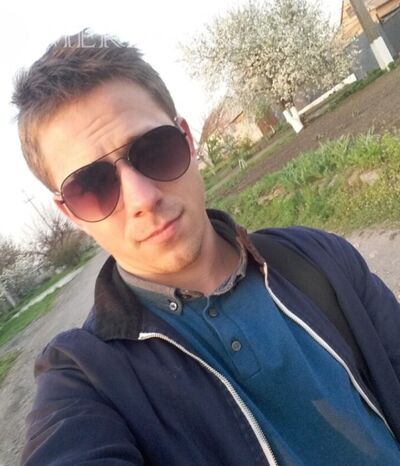  ,   Alex, 37 ,   ,   
