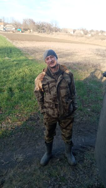  ,   Denis, 44 ,   c 