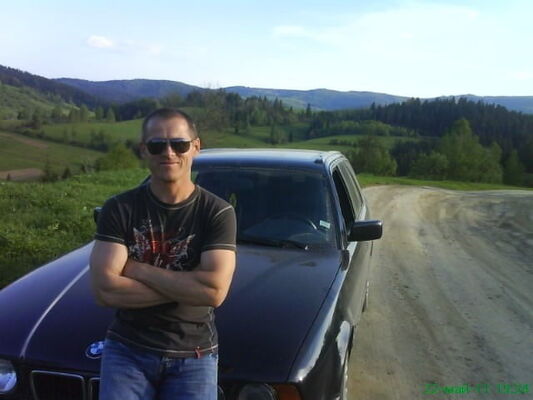  ,   Petr, 49 ,  