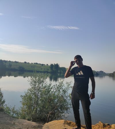 ,   LaV, 32 ,     , c 