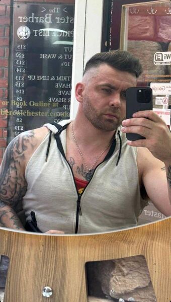  ,   Jame walker, 48 ,   ,   