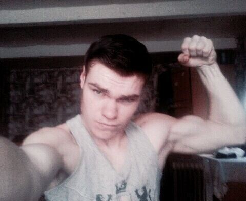  ,   Artyom, 28 ,   