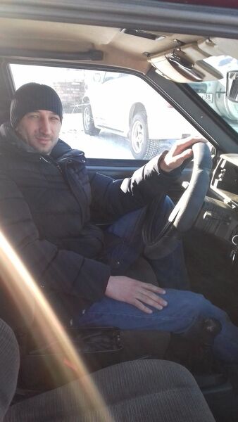  ,   Greeg, 40 ,   