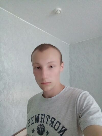  ,   Lyosha, 20 ,   ,   , c 