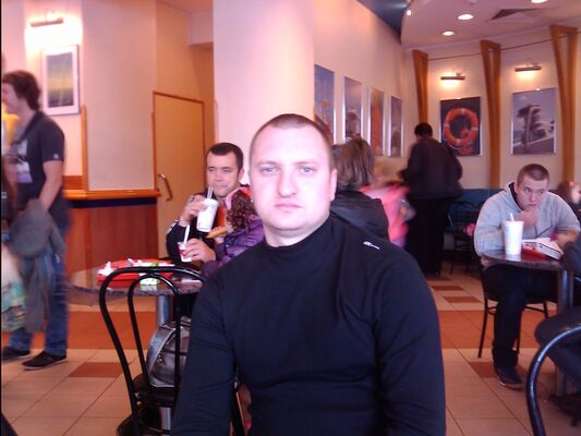  ,   Oleg, 44 ,   