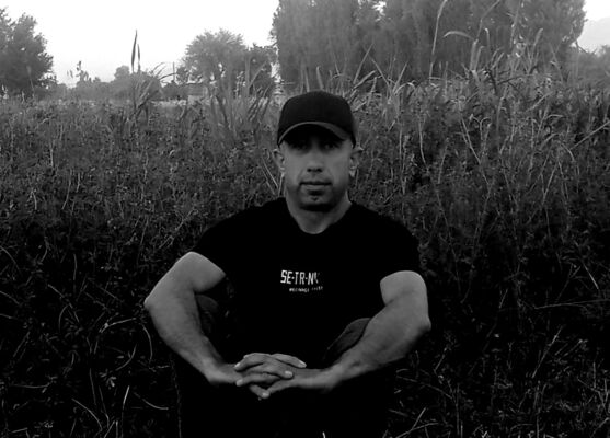  ,   Jonsun, 42 ,   ,   , c 