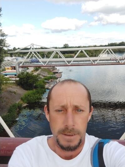  Marki,   , 41 ,   ,   