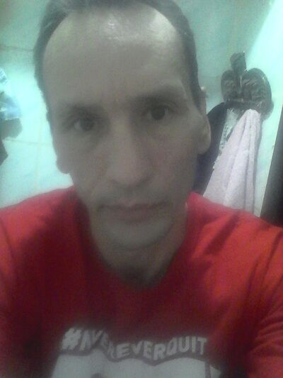  ,   Ruslan, 44 ,   ,   , c 