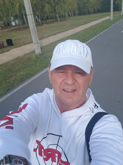  ,   Andrey, 62 ,  