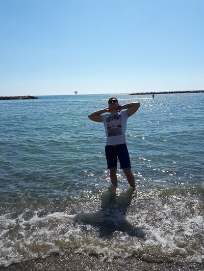  ,   Konstantin, 33 ,   ,   , c 