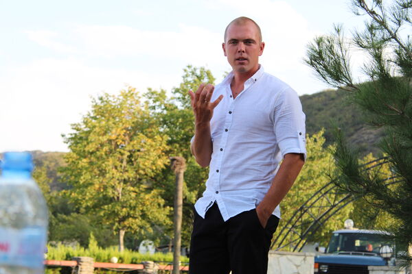  ,   Vassili, 37 ,   ,   , c , 