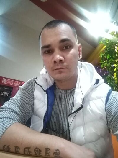  ,   Alexander, 36 ,     