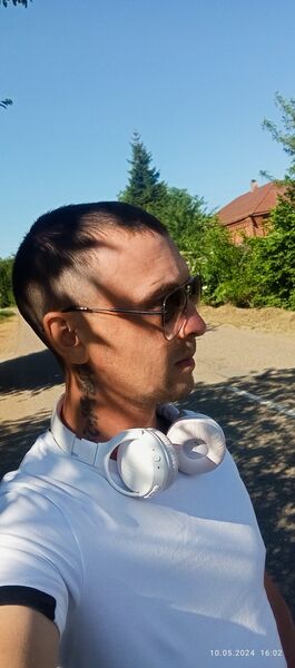 --,   Viktor, 33 ,   ,   , c , 