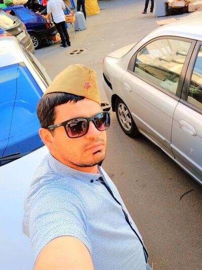  -,   Emil, 35 ,     , c 