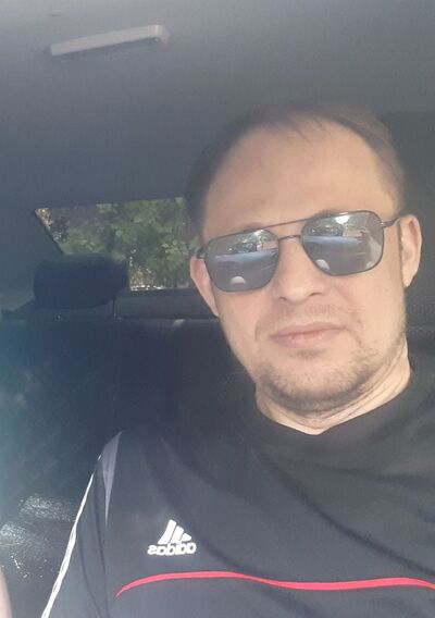  --,   , 44 ,     , c 