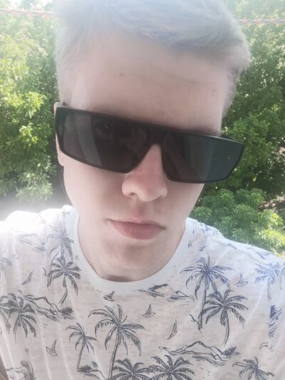  ,   Vlad, 22 ,   ,   , c 
