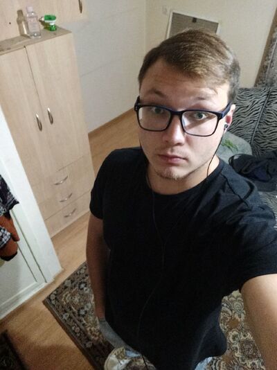  ,   Alex, 35 ,   ,   