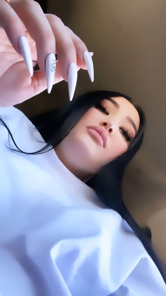  ,   Shirina, 28 ,  