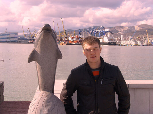  ,   Oleg, 37 ,   