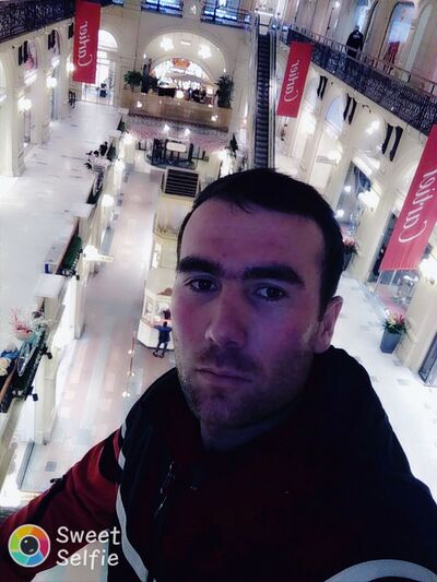  ,   Mr Jama, 34 ,   ,   