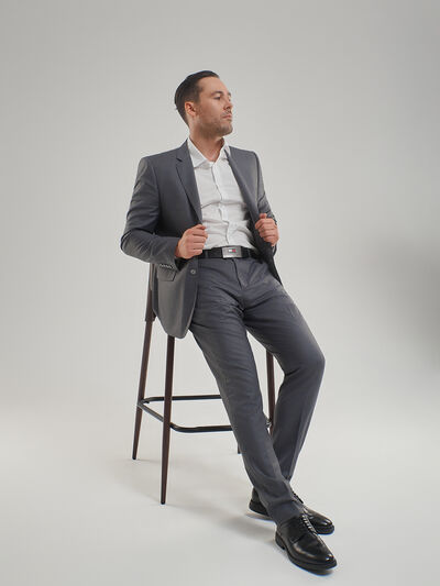  -,   Sergio, 38 ,   ,   , 