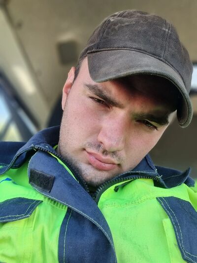  ,   Aleks, 27 ,   ,   
