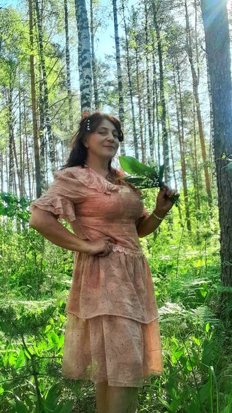  ,   Dasha, 49 ,     , c 