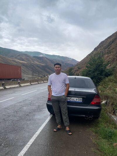  ,   Bekzhan, 28 ,   ,   