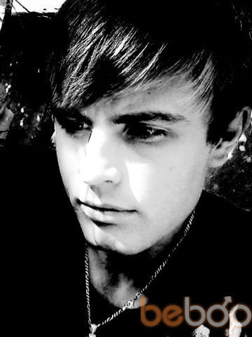  ,   Ruslan, 32 ,   