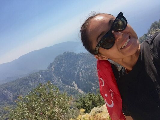  ,   Maya, 35 ,     , c 