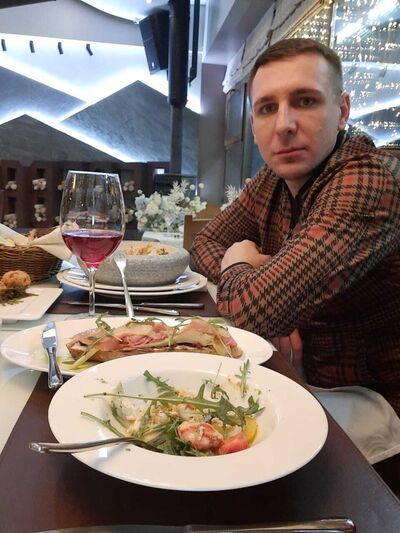  ,   Alex, 37 ,   ,   , 