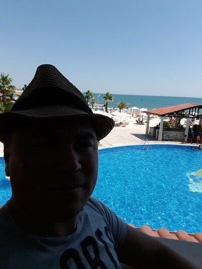  ,   Pim, 34 ,   