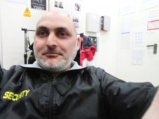  Madrid,   Yury, 49 ,   ,   , c 