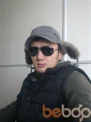  ,   Jorik, 35 ,  