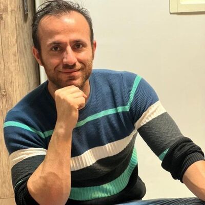  ,   Reza, 37 ,   ,   