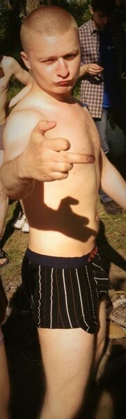  ,   MaRaZzZM, 32 ,  