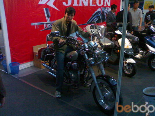  ,   Johny, 40 ,   