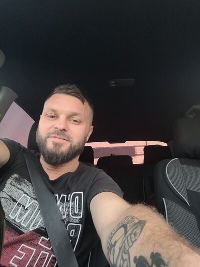  ,   Viorel, 37 ,   ,   