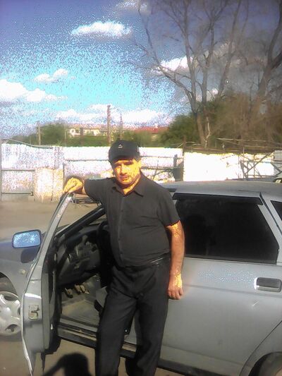  ,   Azam, 64 ,   