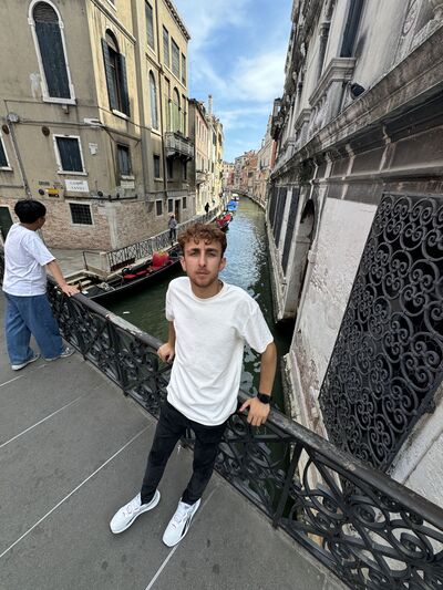  ,   Kadir, 20 ,   ,   