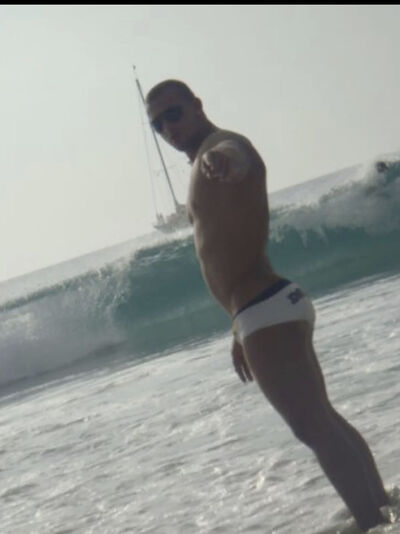  --,   Alex Lexus, 25 ,     , c 