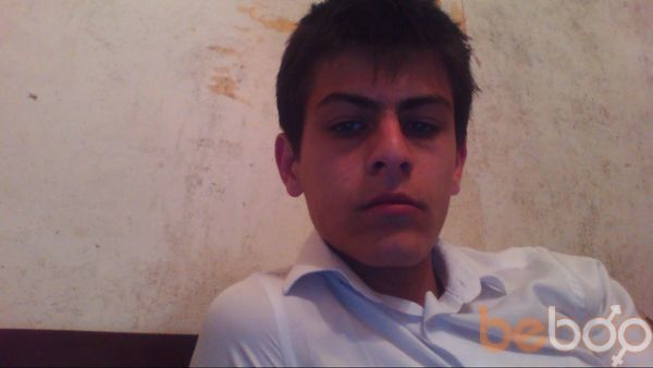  ,   Ali, 33 ,   