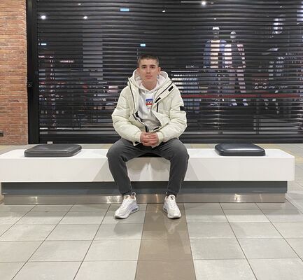  ,   Maks, 28 ,   ,   