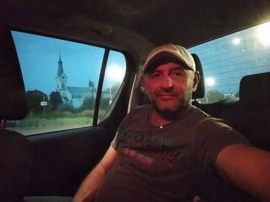  Gliwice,   Roko, 49 ,   ,   