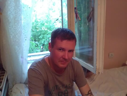  ,   Sergei, 40 ,  