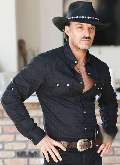  ,   ALBERTO, 51 ,   ,   